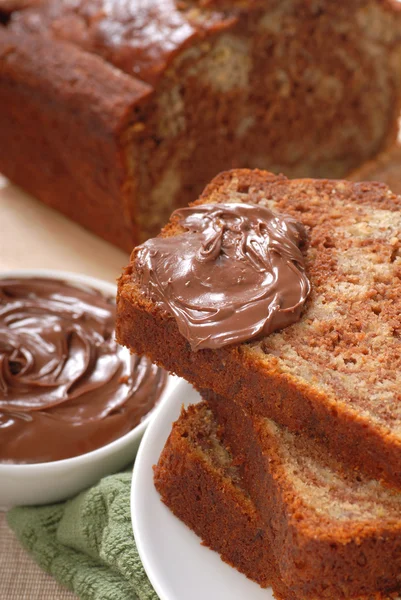 Banan och choklad mutter bröd med nutella — Stockfoto