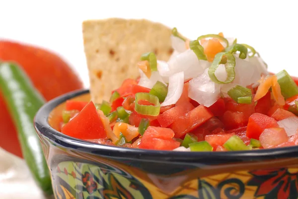 Pittige salsa met verscheidenheid van ingrediënten — Stockfoto