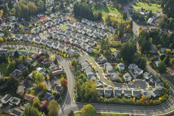 Vista aérea del barrio de Bright Suburban —  Fotos de Stock