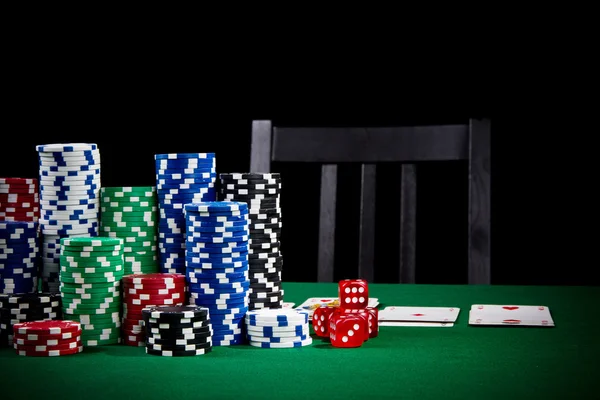 Игра в покер — стоковое фото