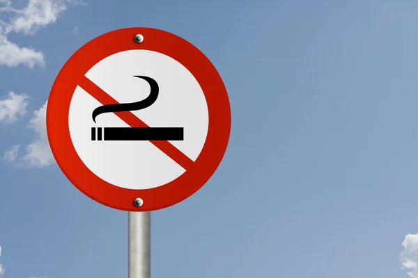 Durdurmak Sigara İçilmez işareti — Stok fotoğraf