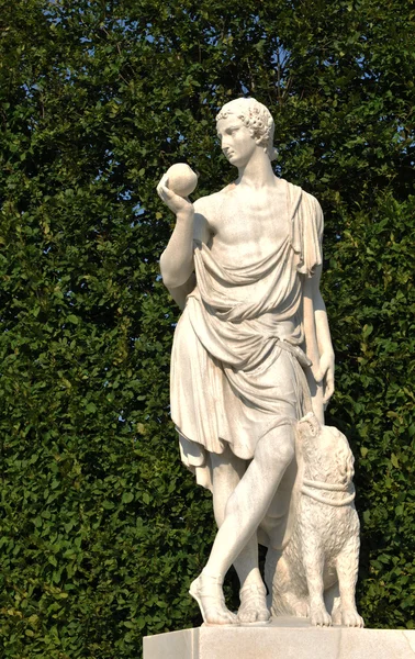 Hermosa estatua — Foto de Stock