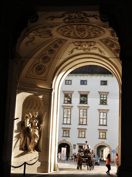 Хофбургский дворец, Вена (Австрия) ) — стоковое фото