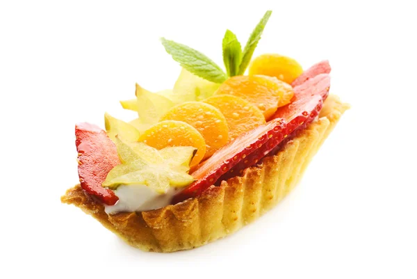 Cesta de pastel con frutas — Foto de Stock