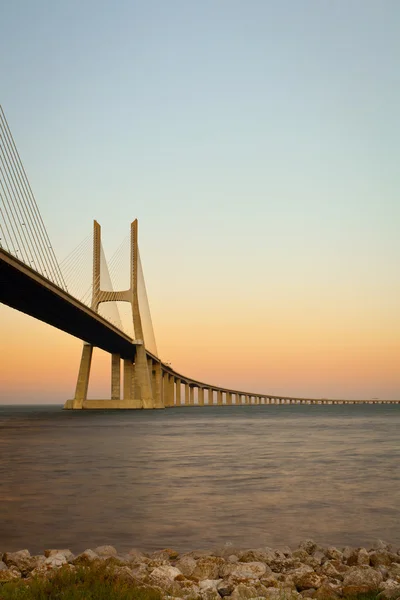 Brücke von Vasco da Gama. — Stockfoto
