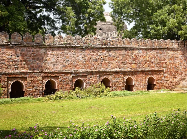 石城壁 sikandar ロディ墓庭園ニューデリー インド — ストック写真