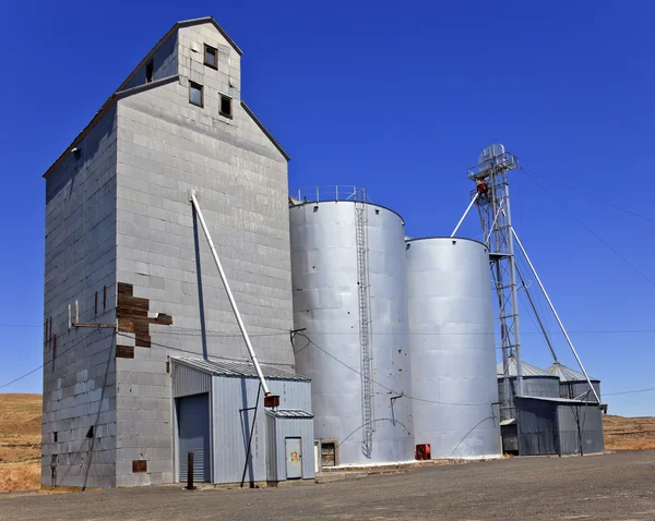 Пшениця Granary зберігання Palouse штату Вашингтон — стокове фото