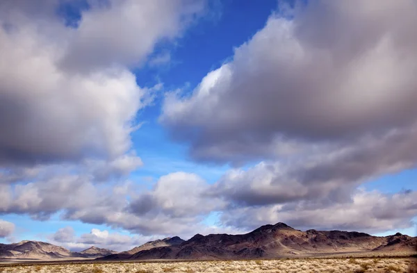 Deserto Nuvoloso California — Foto Stock