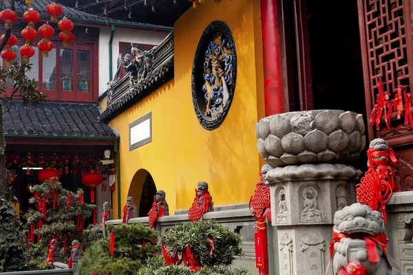 Jade Buddha Temple Doorway Lanterns Ribbons Jufo Si Shanghai Chi — Stock Photo, Image