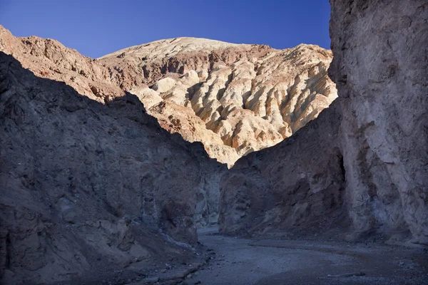 Złoty kanion wejście road death valley national park Fisherman 's — Zdjęcie stockowe