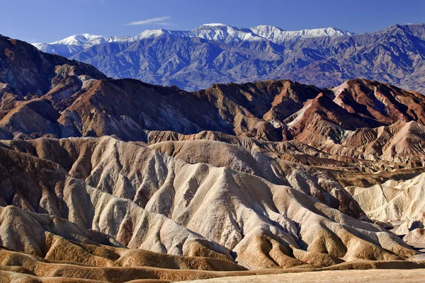Zabruski bod zasněžené panamint hory death valley national pa — Stock fotografie
