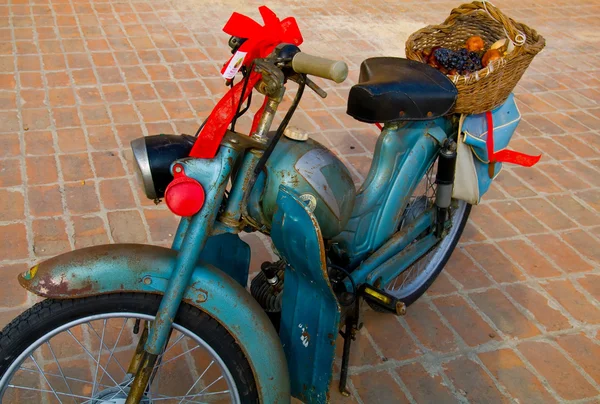 Altes Moped — Stockfoto