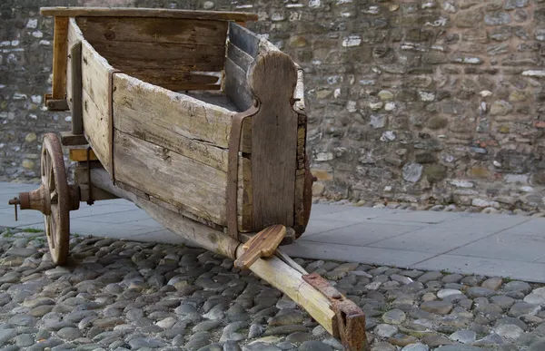 古い木製ワゴン — ストック写真
