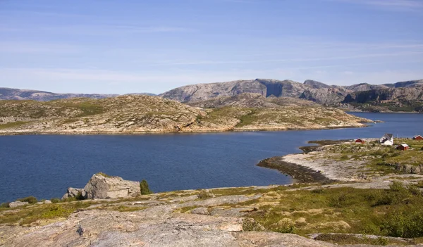 Vue paisible d'un fjord norvégien — Photo