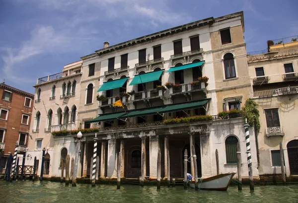 Edifício antigo em Veneza — Fotografia de Stock