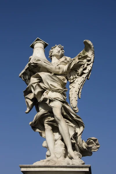 Melek heykeli st. angelo Köprüsü'nde Roma Stok Resim