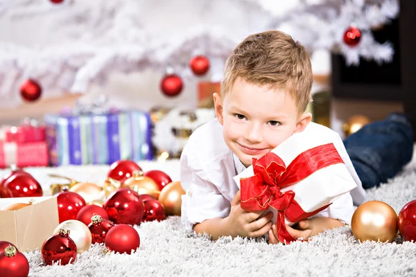 Niño de Navidad —  Fotos de Stock