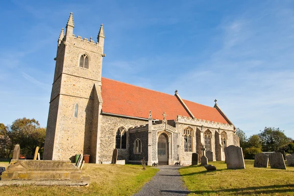 Anglické vesnici kostel — Stock fotografie