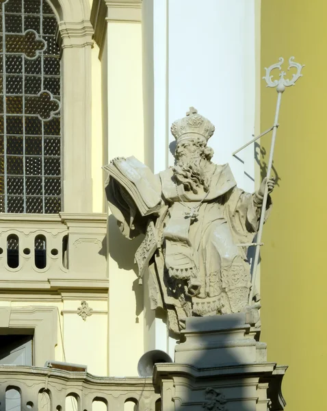 Sculptuur met boek — Stockfoto