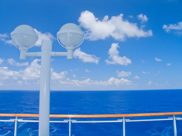 Výletní loď v Karibském moři. — Stock fotografie