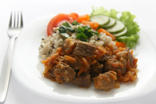 Meat with rice and vegetables — Stock Photo, Image