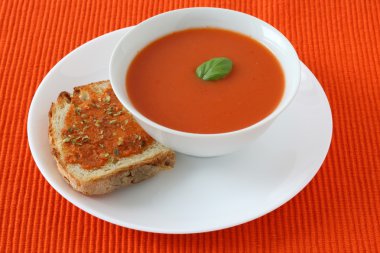 tomatensoep met toast