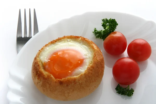 Bollos al horno rellenos de huevo — Foto de Stock