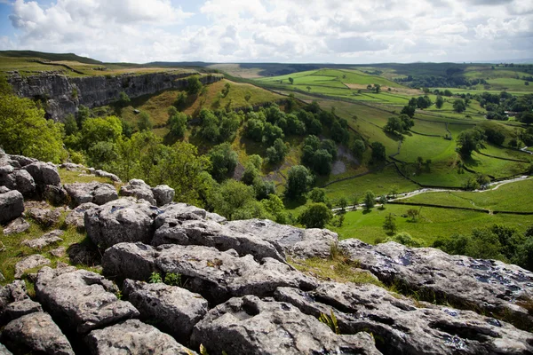Beautiful landscape in Yorkshire Dales National Park in England — Stock Photo, Image