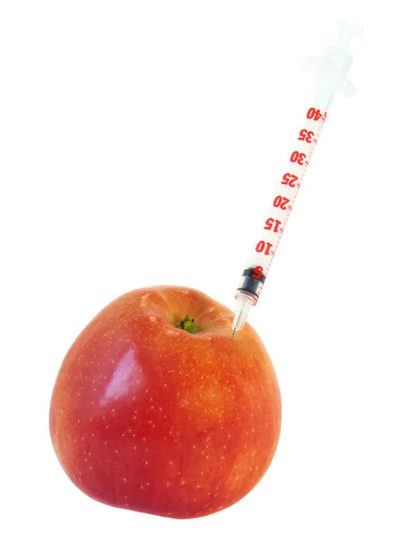 注射器在白色背景上孤立的红苹果 — 图库照片