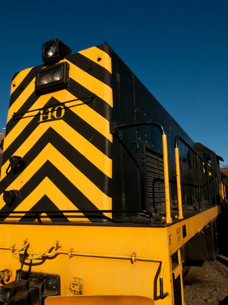 노란색 기관차 — 스톡 사진