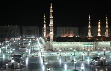 Kutsal Camii