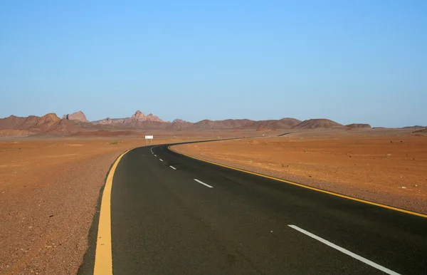 砂漠への道 — ストック写真