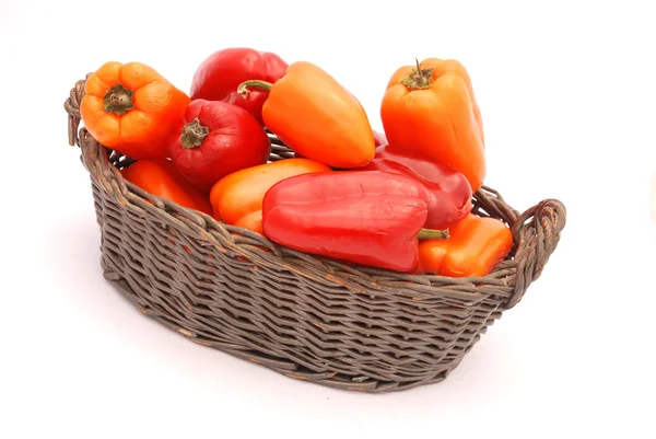 Papriky v košíku — Stock fotografie