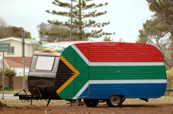Караван с флагом ЮАР — стоковое фото