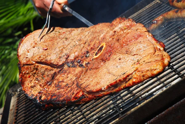 Giant grilled beef steak — Stock Photo, Image
