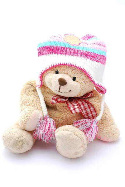在冬天的衣服的玩具熊 — 图库照片