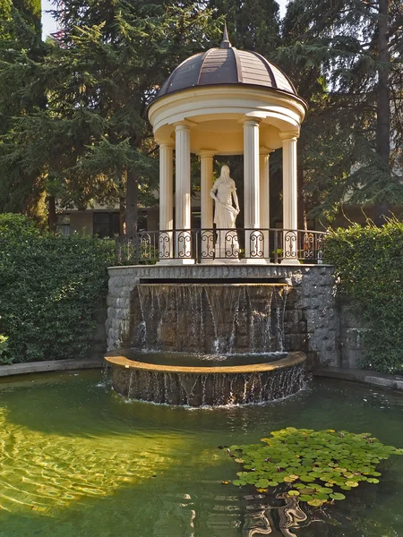 Fountain with a belvedere — Stock Photo, Image