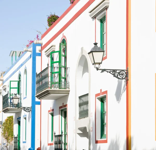 Maisons blanches dans Maspalomas resort, Gran Canaria Photo De Stock