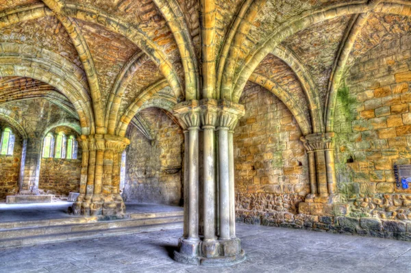Historische ruïnes van de middeleeuwse abdij — Stockfoto