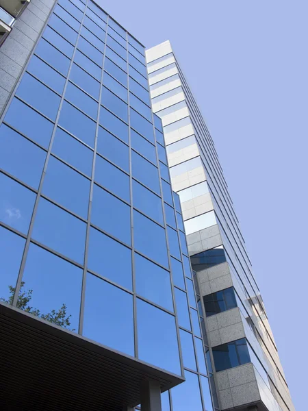 Высокое здание — стоковое фото