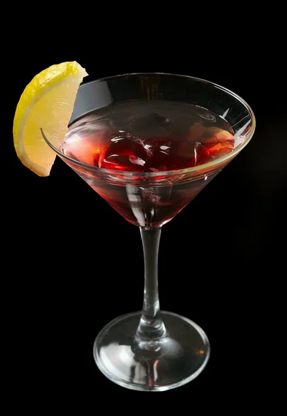 Martini rojo en el hielo —  Fotos de Stock