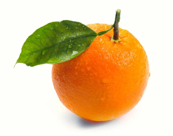 Orange avec des feuilles — Photo