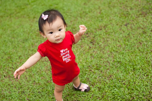 Одиннадцатимесячный азиатский ребенок — стоковое фото
