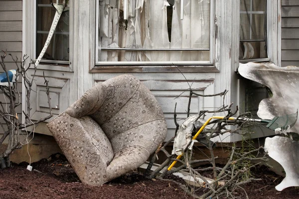 Дом, пострадавший от катастрофы — стоковое фото