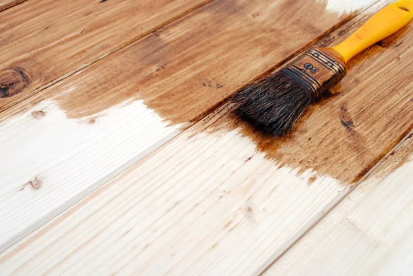 Gul färg lack trä matchboards mörkare brun — Stockfoto