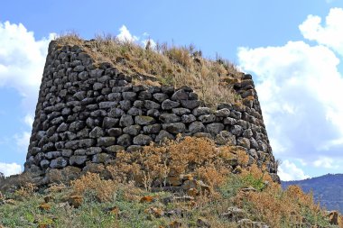 Nuraghe Paddaggiu Leni clipart