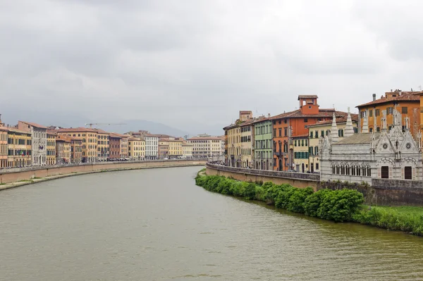 Pise et la rivière Arno — Photo