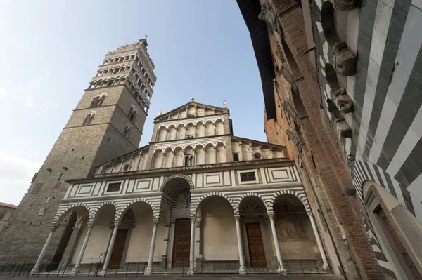 Pistoia (Toscane), kathedraal gevel — Stockfoto