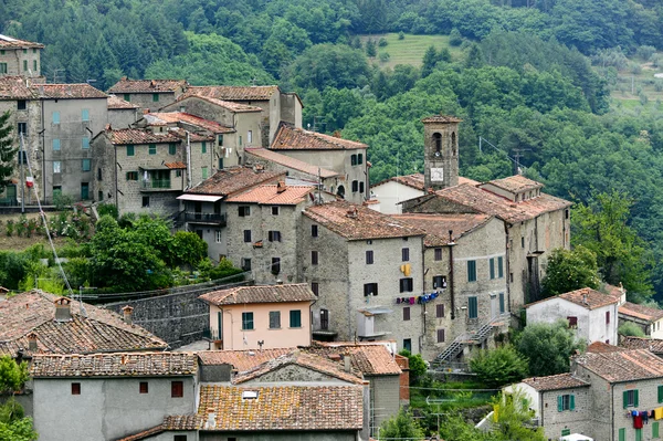 Castelvecchio (Svizzera Pesciatina, Tuscany) ) — стоковое фото