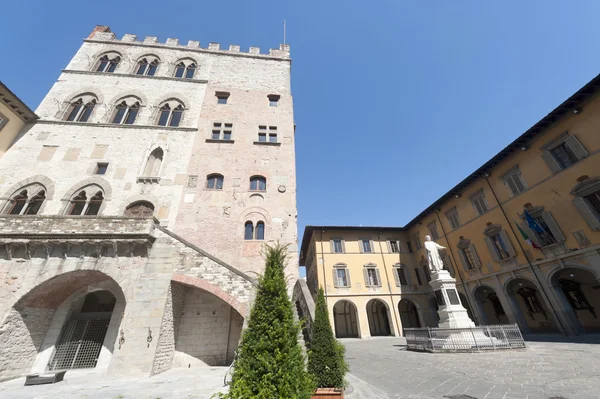 Prato (Tuscany), historic square — Stock Photo, Image